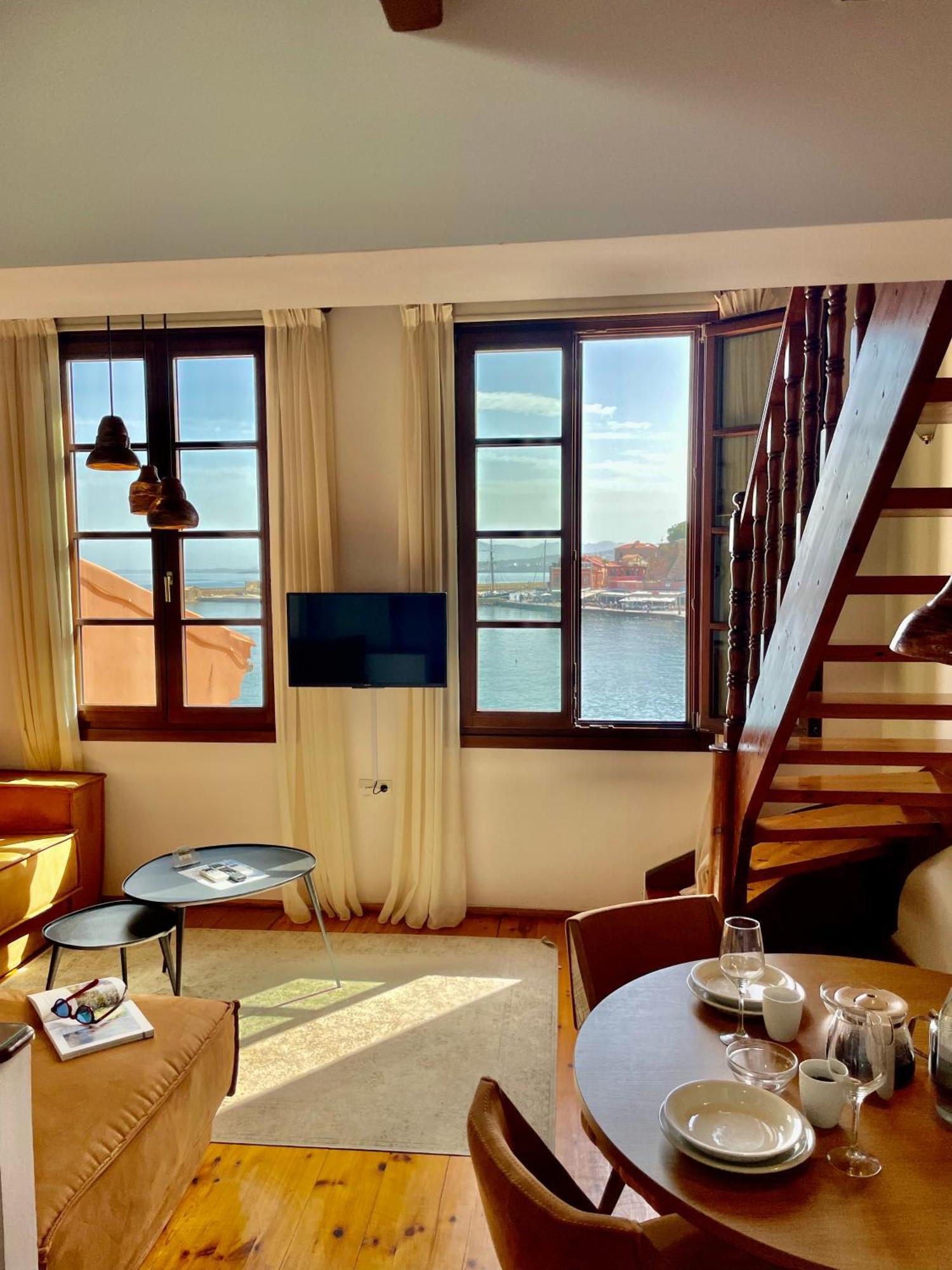 Erietta Suites Chania  Ngoại thất bức ảnh